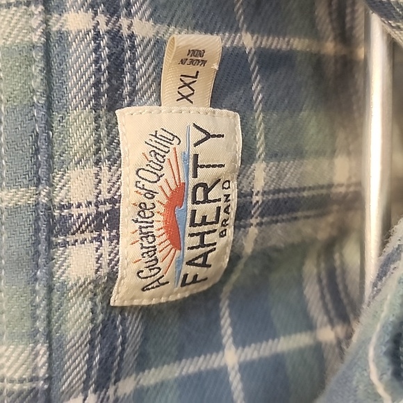 XXL Faherty flannel - Picture 2 of 3